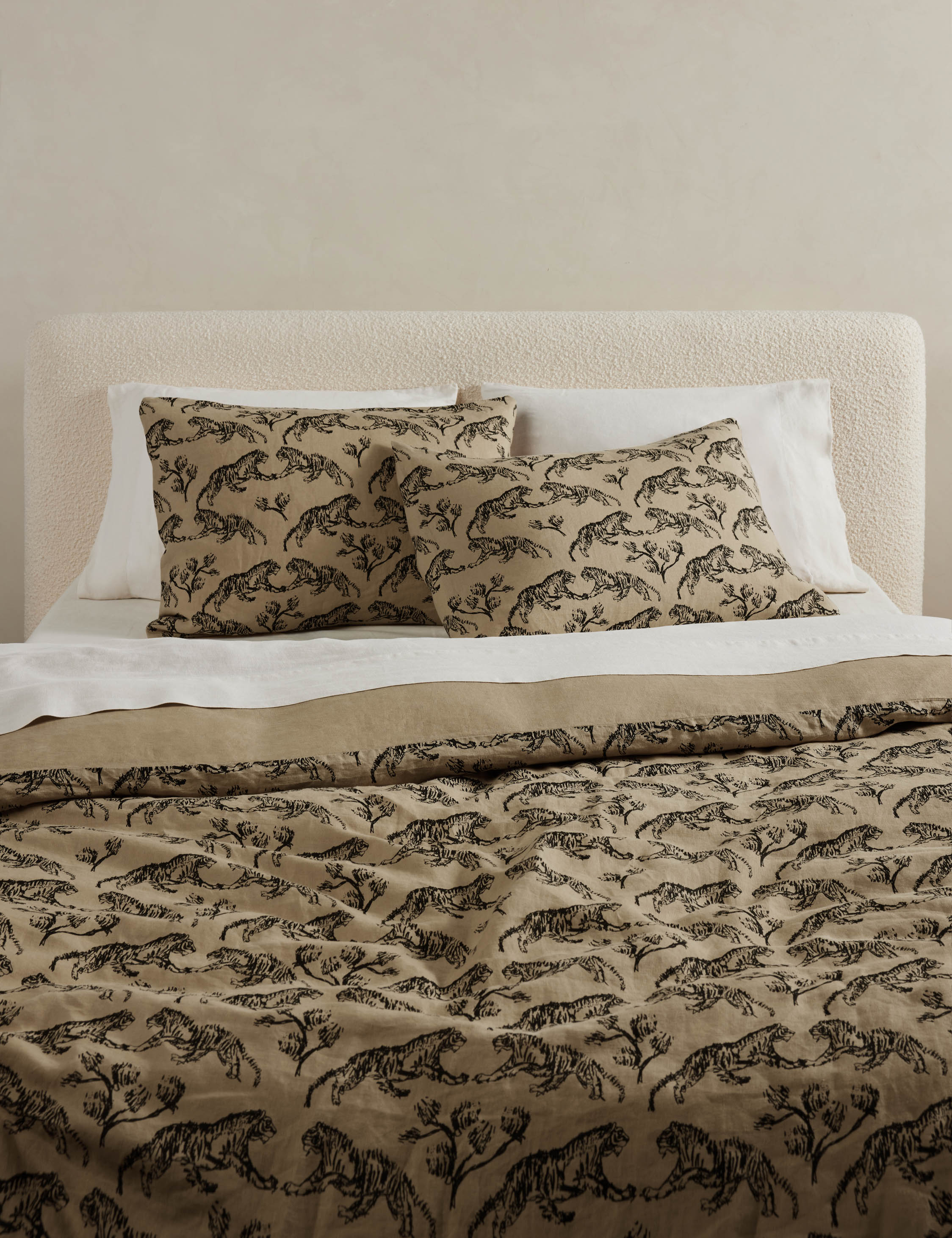 #color::taupe #size::full-queen #size::king-cal-king #type::duvet-cover #type::duvet-set Tiger hemp fabric duvet cover