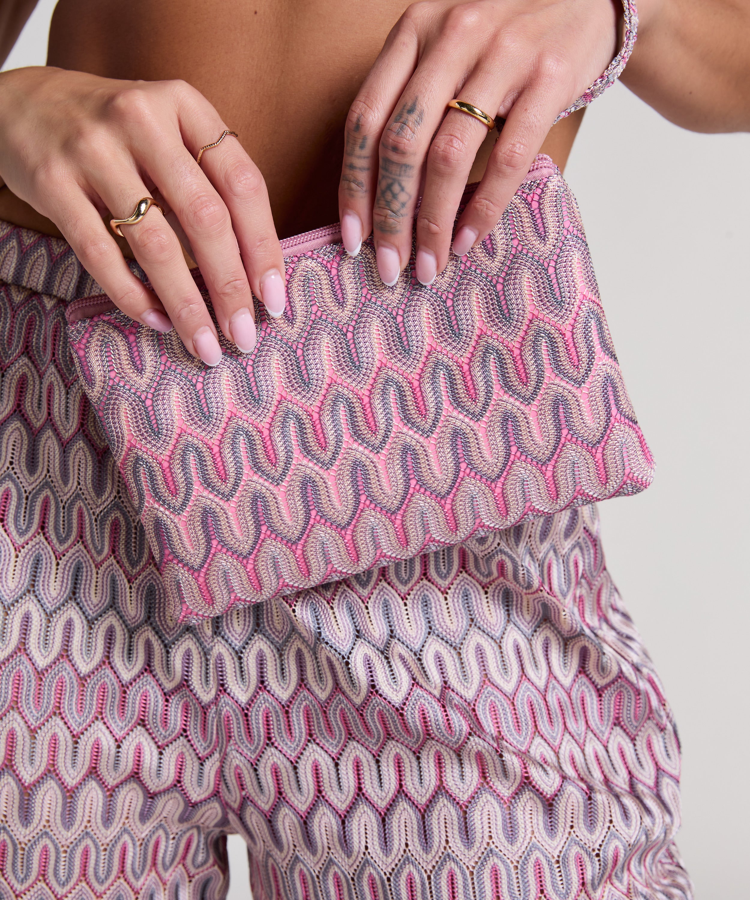 Cali Bikini Clutch  - Rosa