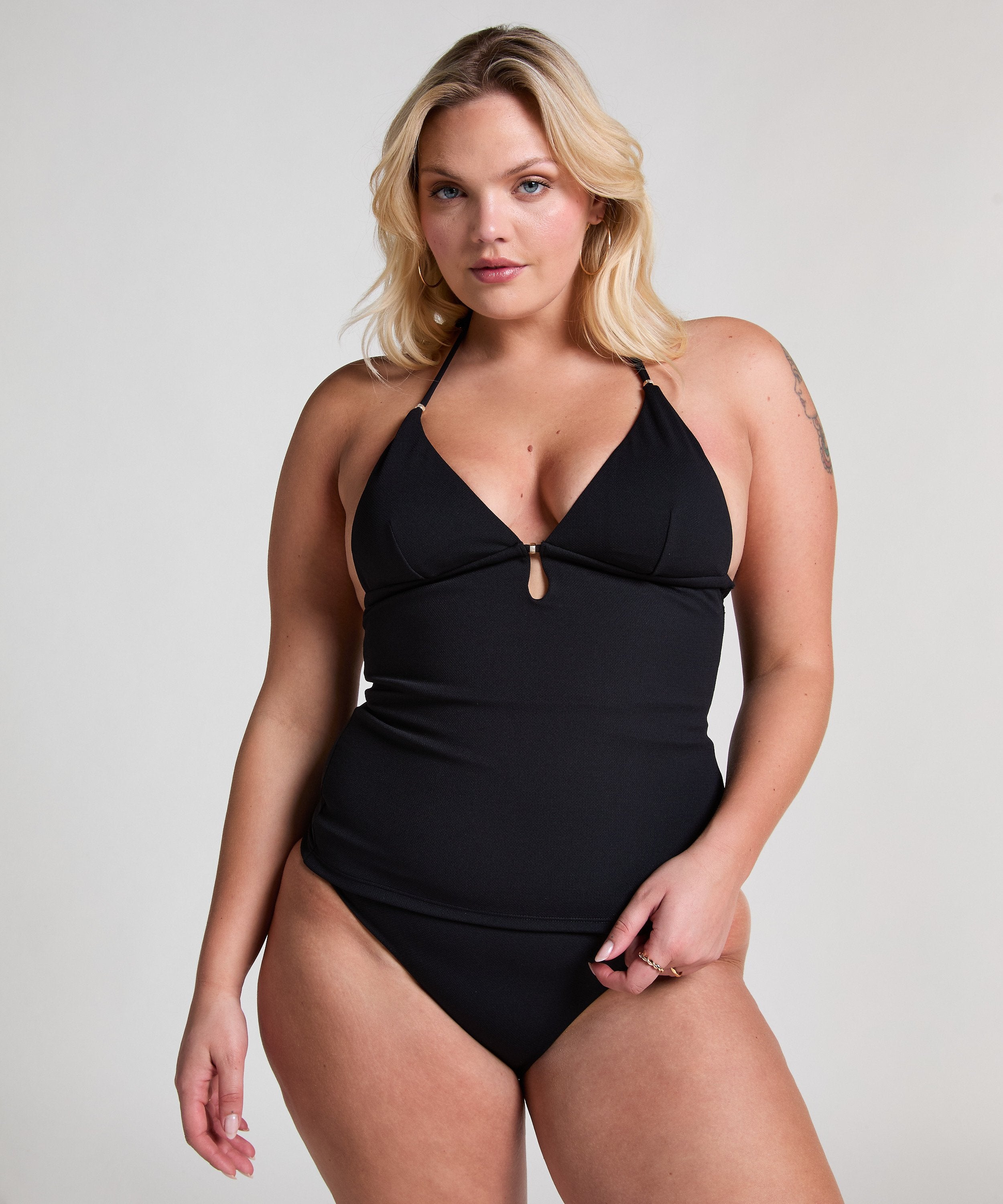 Shaping Tankini Holbox  - Schwarz