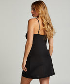 Straffendes Unterkleid mit Spitze  - Schwarz