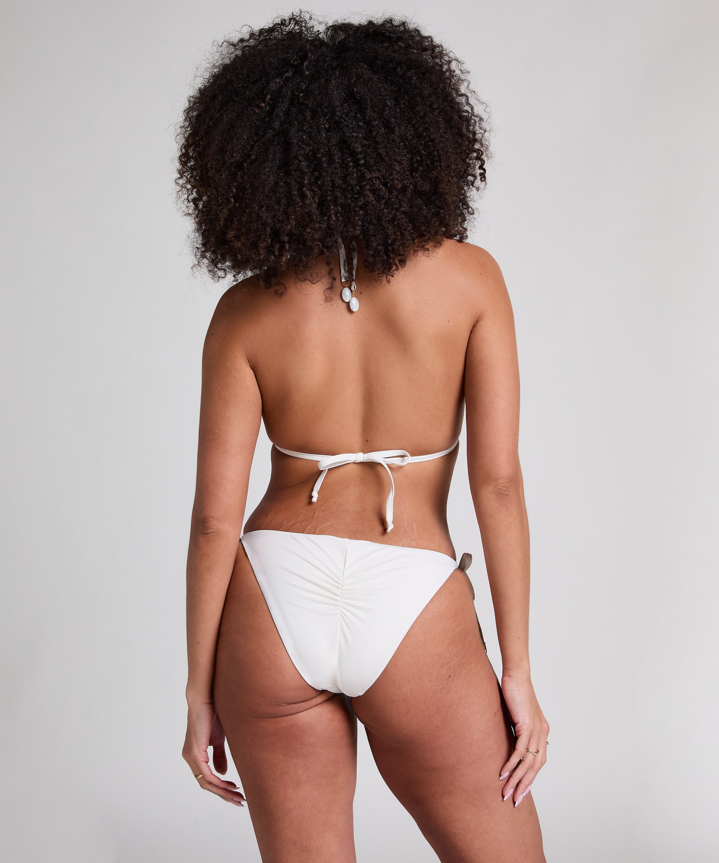 Giselle Freches Bikiniunterteil  - Weiß