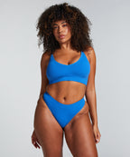 Hoch ausgeschnittener String Dianne  - Blau