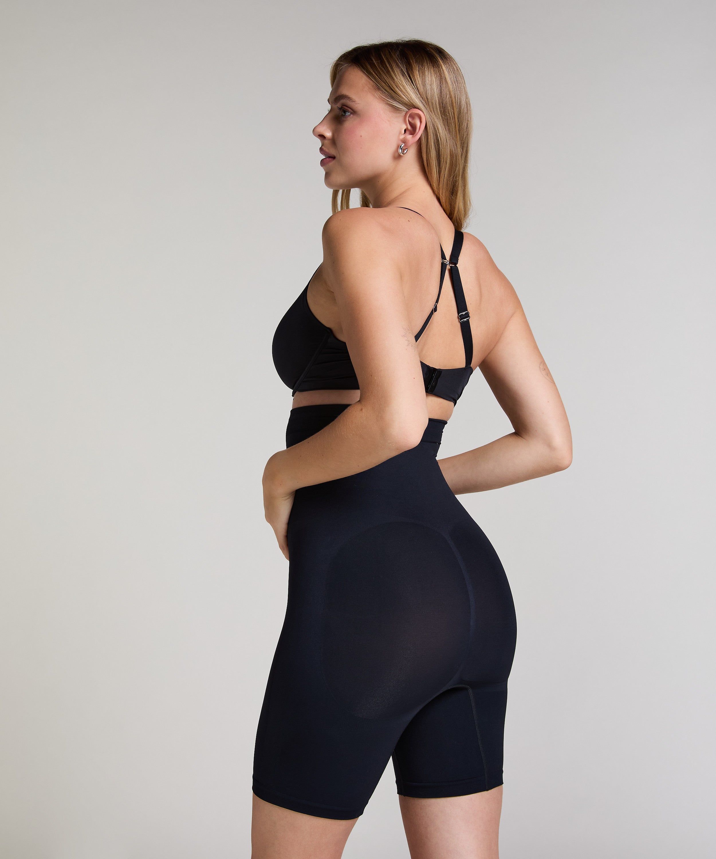 Nahtloser korrigierender Thigh Slimmer  - Schwarz