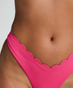 Bikini Slip mit hohem Beinausschnitt Scallop  - Rosa