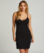 Straffendes Unterkleid mit Spitze  - Schwarz