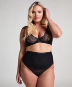 Shaping String mit Spitze  - Schwarz