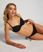 Nicht vorgeformtes Bügel-Bikini-Top Scallop  - Schwarz