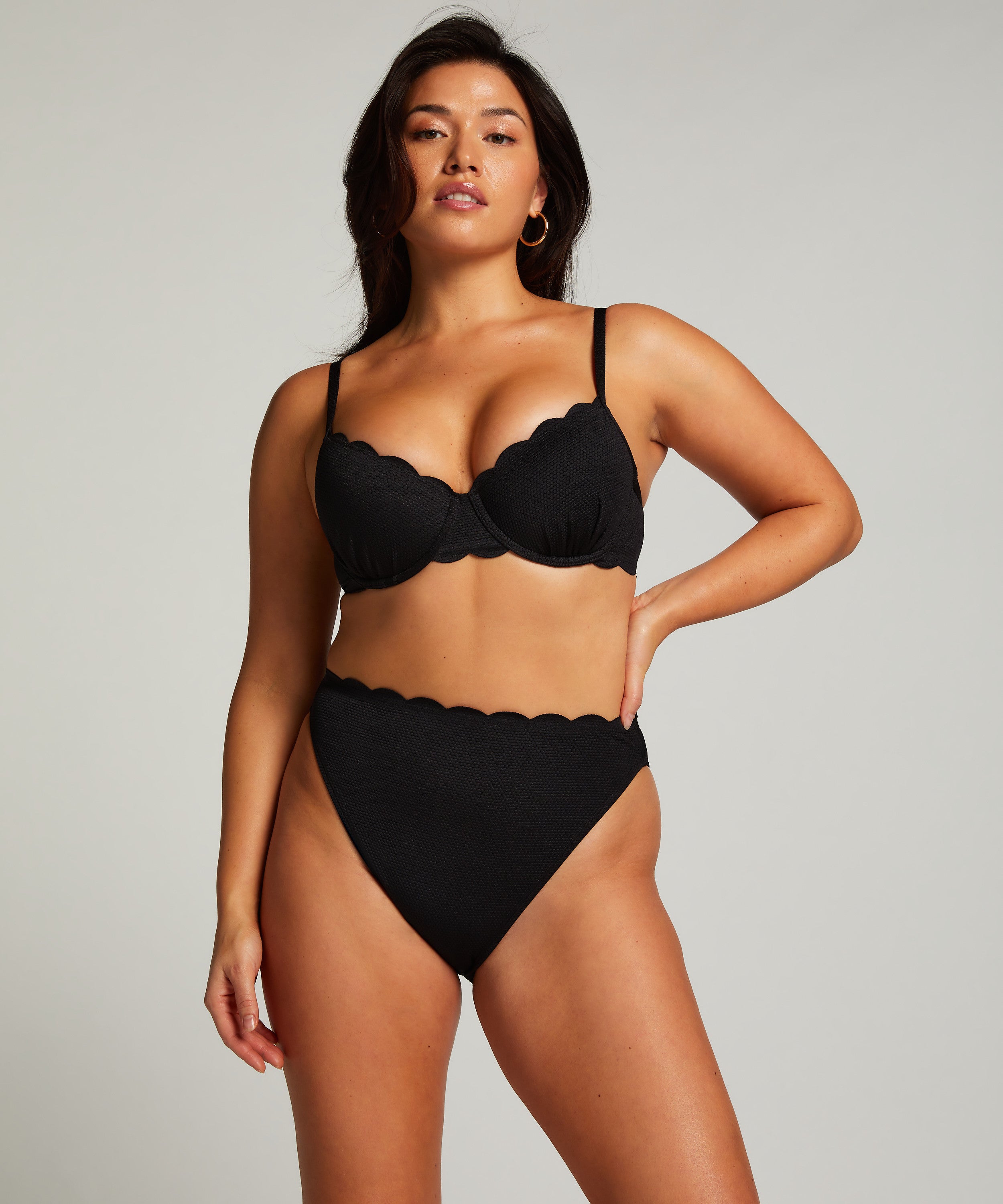 Bikini Slip Rio Scallop  - Schwarz