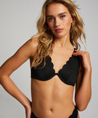 Unwattiertes Bügel-Bikini-Top Scallop  - Schwarz
