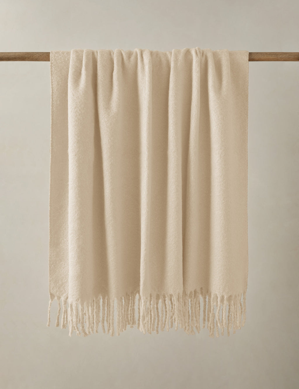 #color::cream