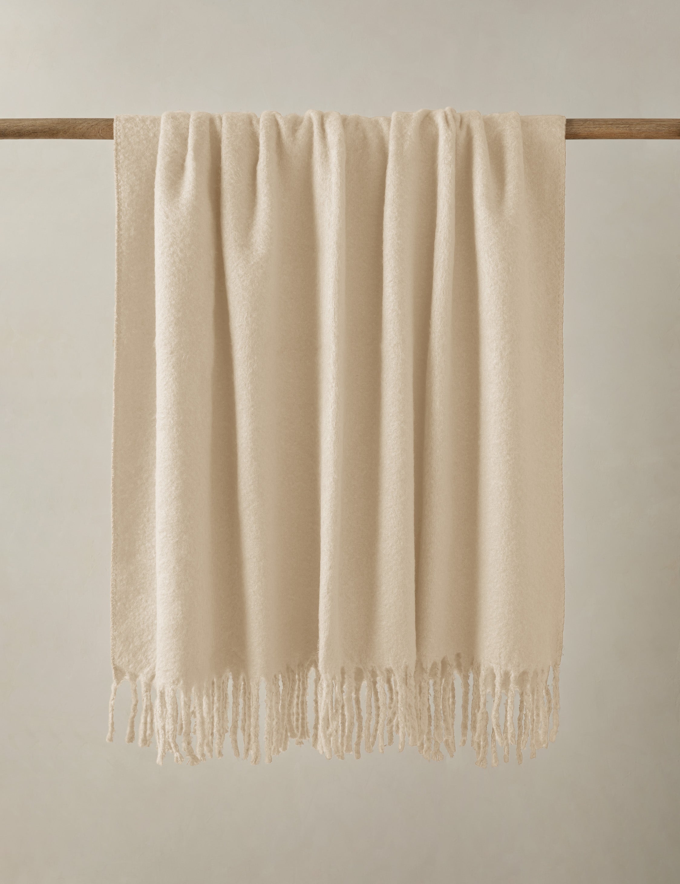 #color::cream