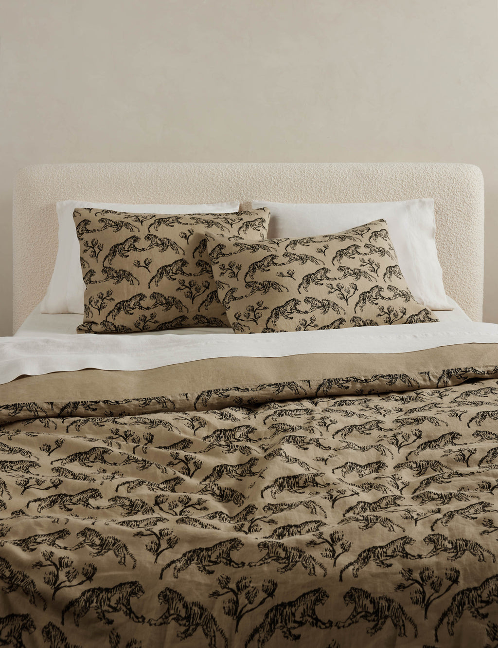 #color::taupe #size::full-queen #size::king-cal-king #type::duvet-cover  #type::duvet-set Tiger hemp fabric duvet cover